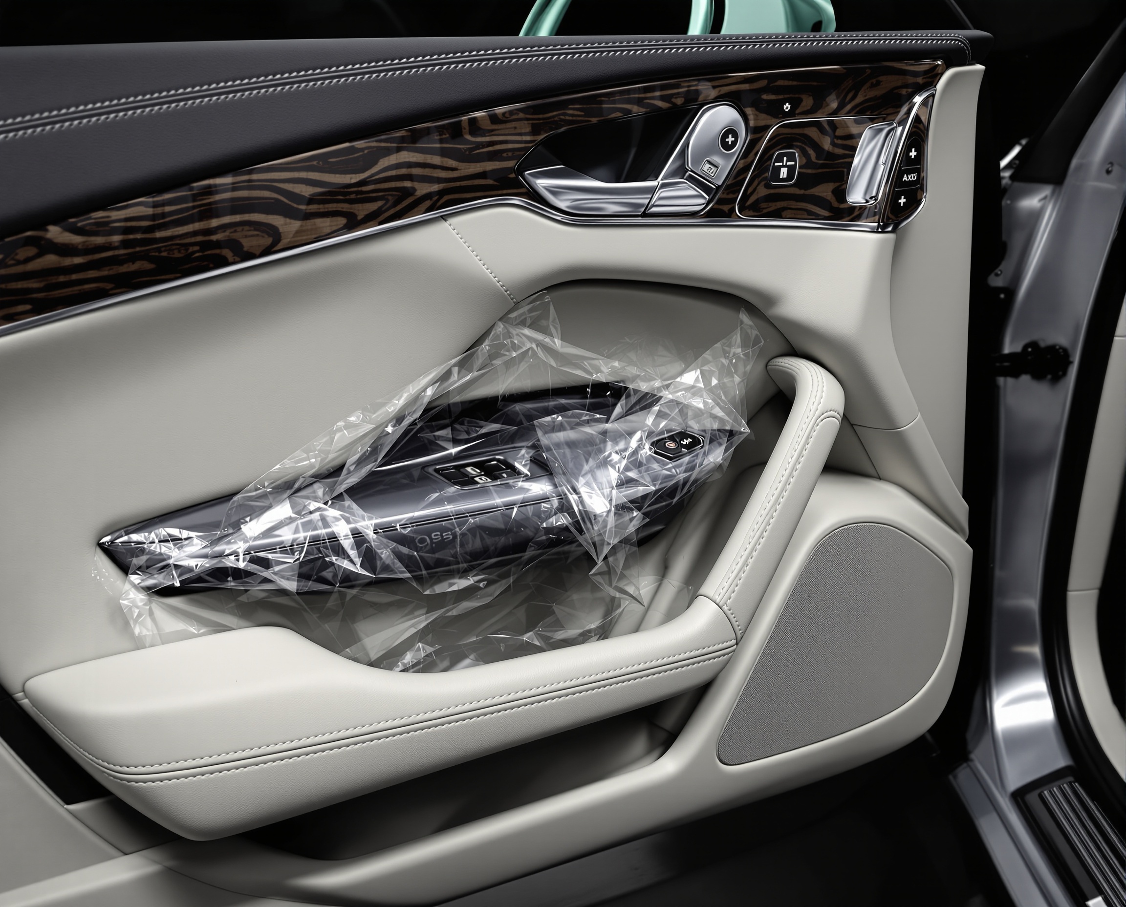 Kapı Paneli — Audi A8