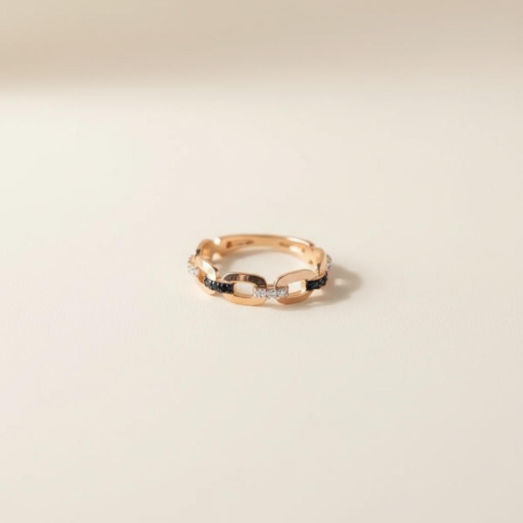 Anillo con Eslabones y Circones