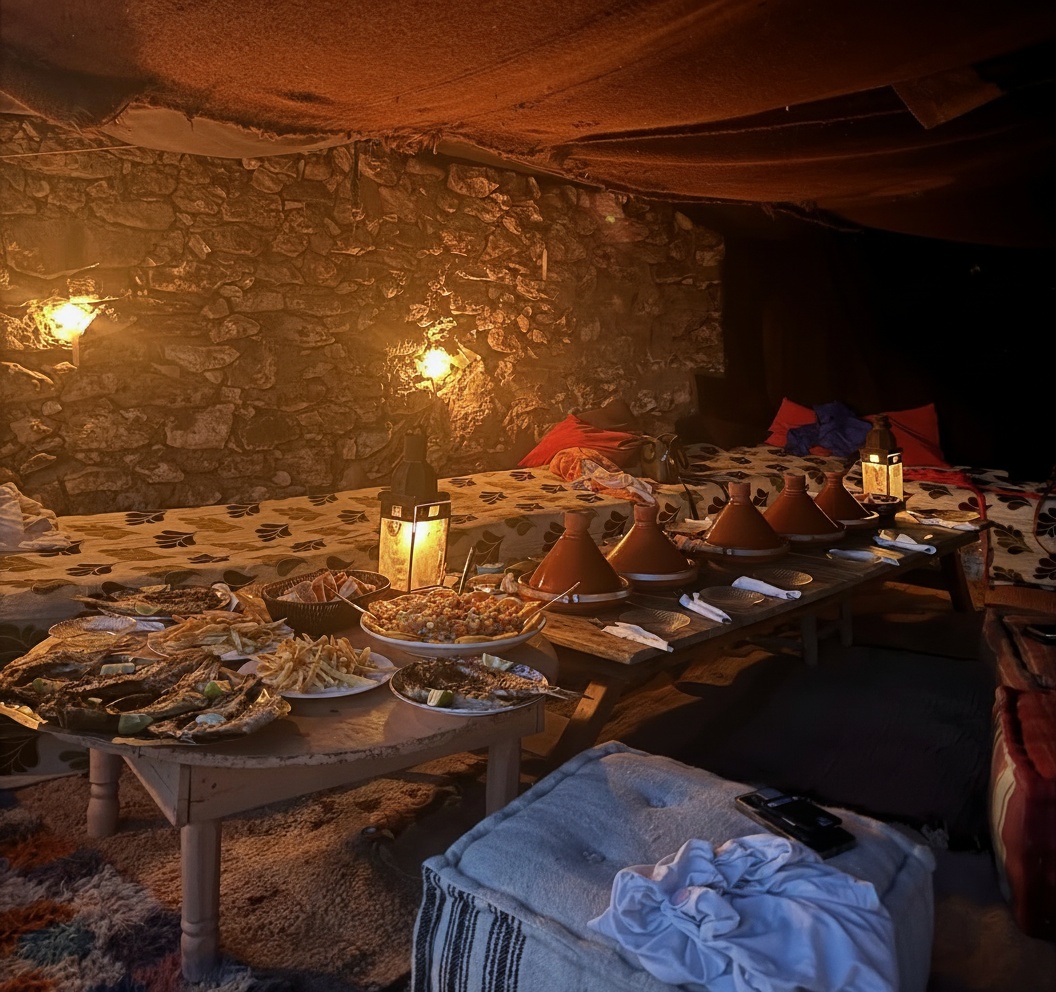 Repas berbère sur une plage sauvage