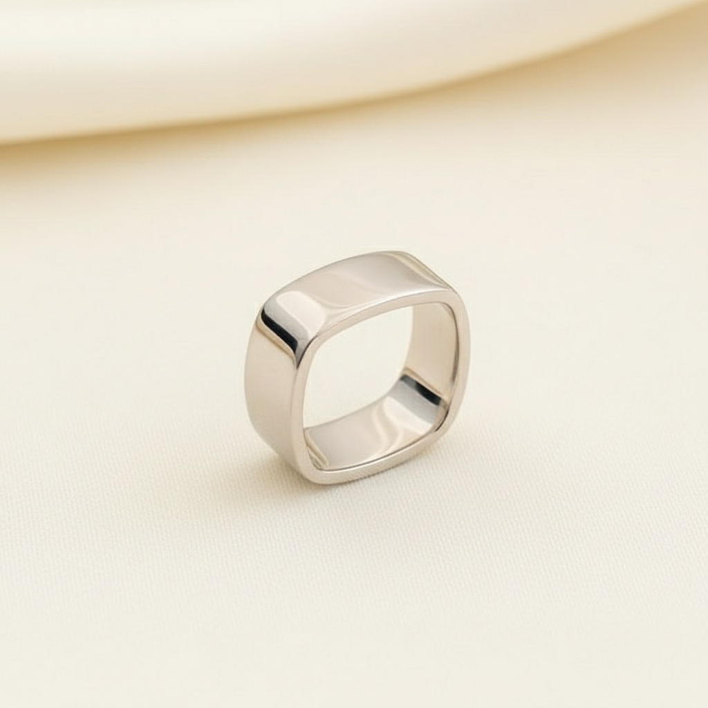 Anillo Oro Blanco Modelo Cuadrado