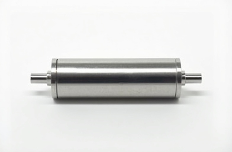 Rouleau de laminoir pour électrodes lithium